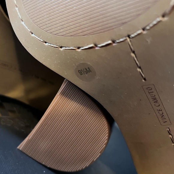 Vince Camuto Wenmina Black Suede Heel Pointed Modern Western Bootie NEW - Picture 13 of 14